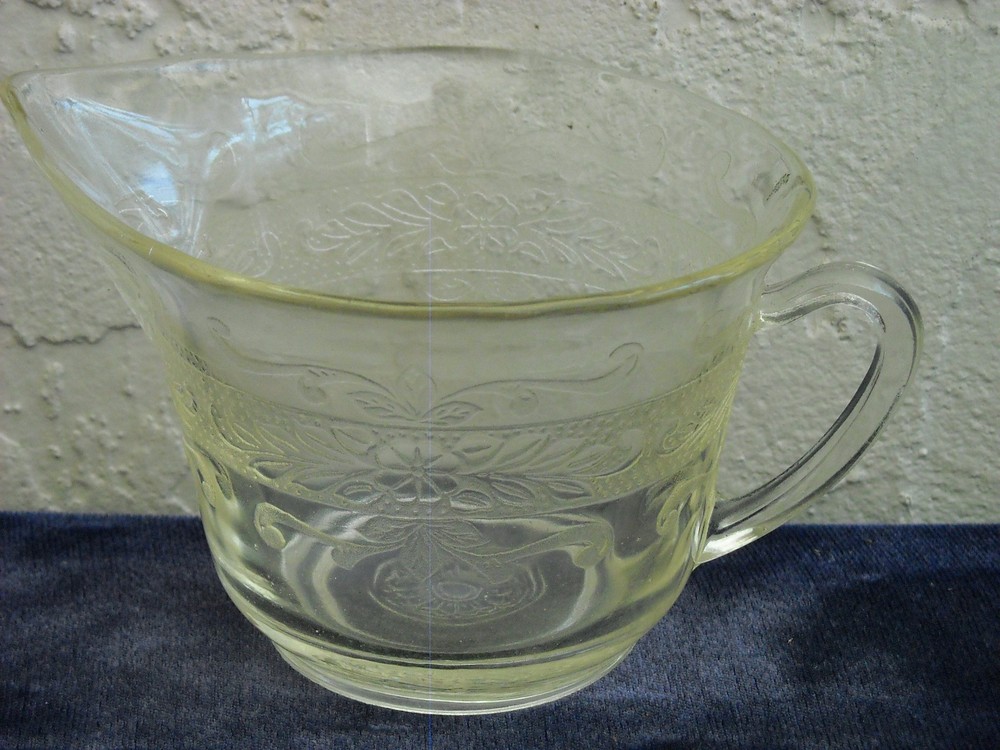 S Pattern Creamer  Crystal