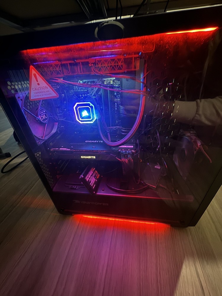 gaming pc desktop