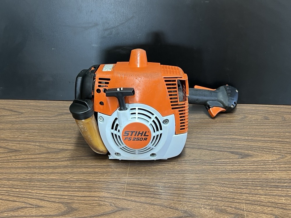 STIHL FS250R String Trimmer Engine Powerhead -Quality 40.2cc Starts Runs Great✅