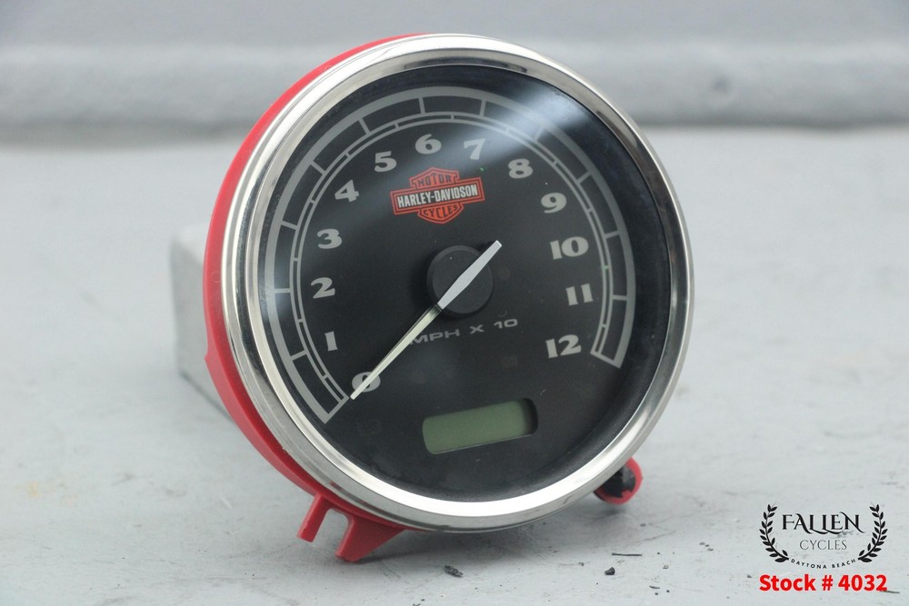 2017 Harley Softail Speedometer Odometer Gauge Assembly 17K 70700-11 VIDEO #4032