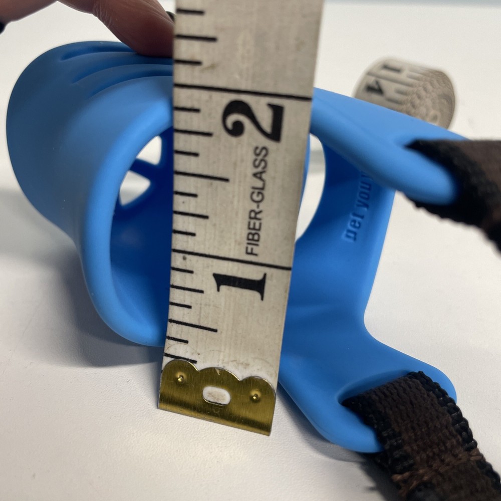 Anti Bite Duck Mouth Muzzle Adjustable Small Snout circumference 6"x 2-3.5" Leng