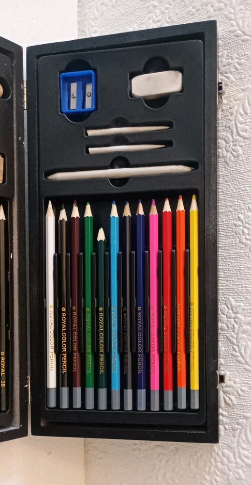 Royal & Langnickel Sketch Box Set