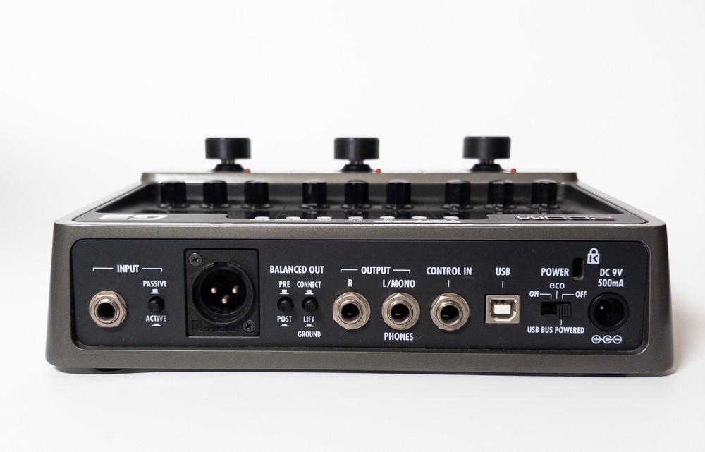 Zoom G3 Effects Processor Tested Working Used w/ adapter box