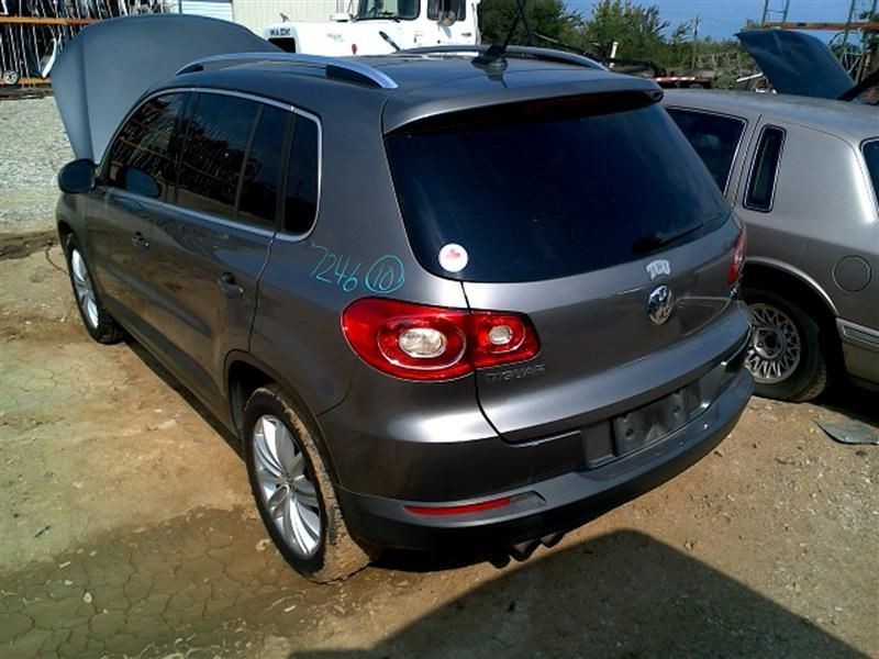 Fuse Box Engine Compartment Fits 12-16 EOS 8224433