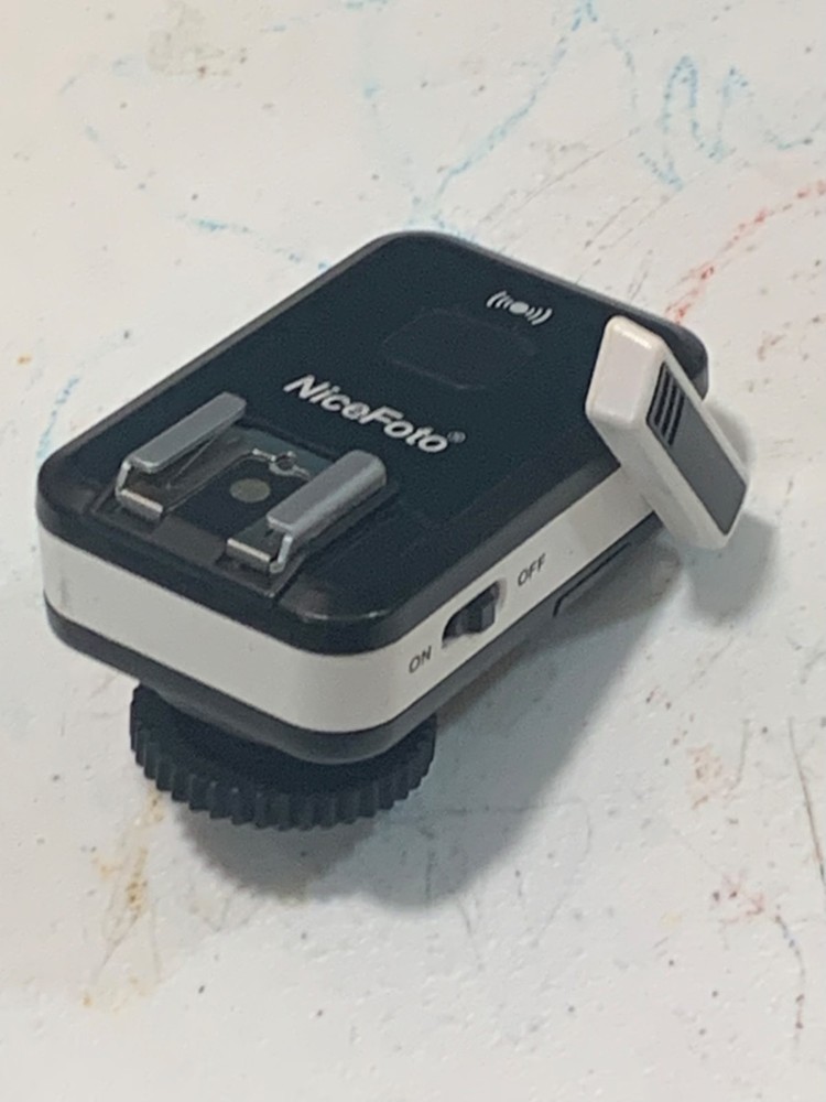 Nicefoto n flash 680a wireless studio flash. Used. Wireless trigger included