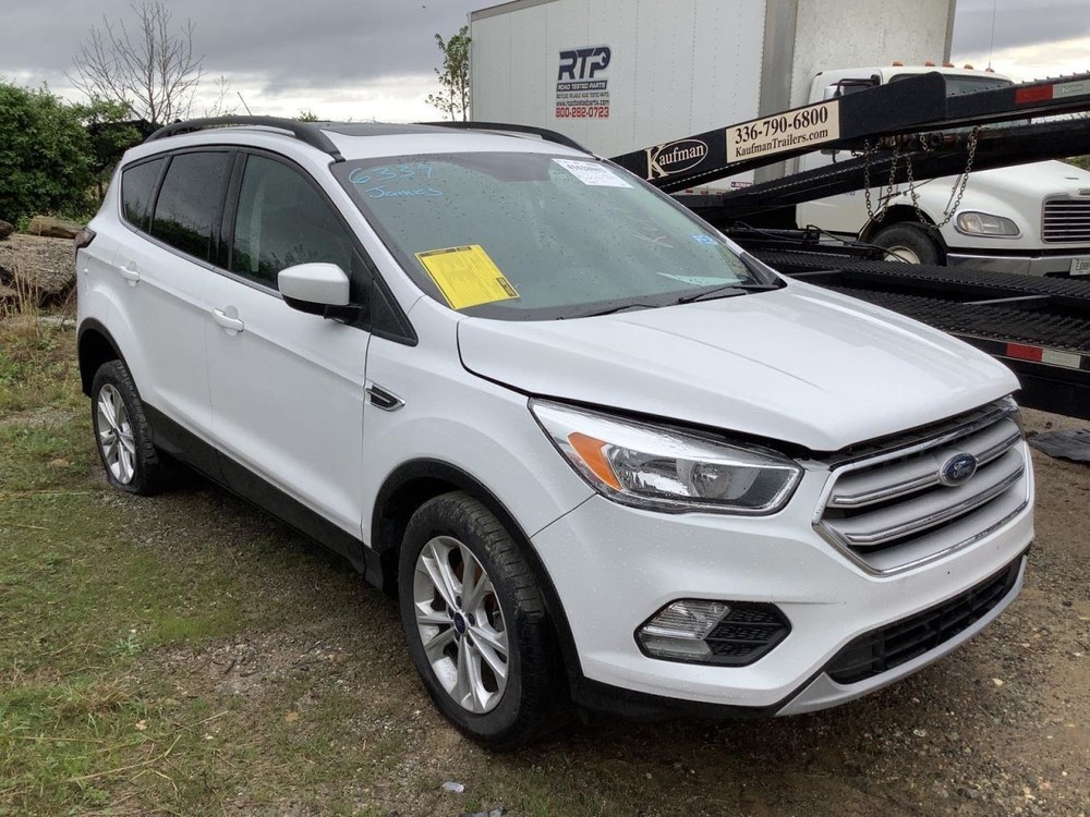 Fuse Box Engine Fits 18 ESCAPE 4594956