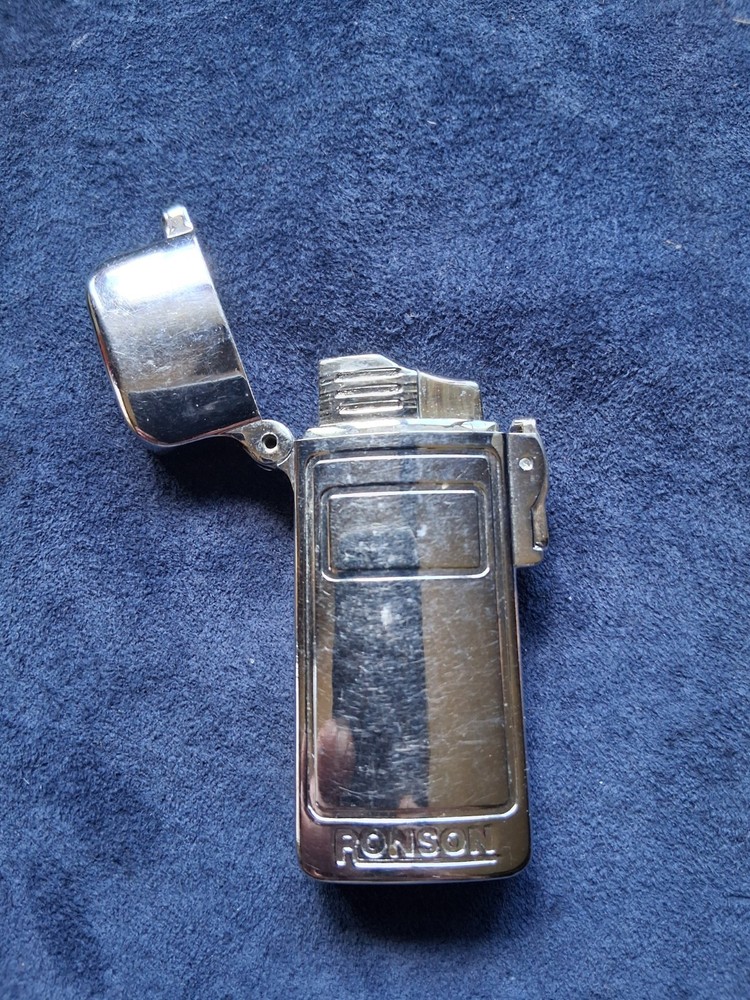 Ronson Lighter. Made In CHINA.