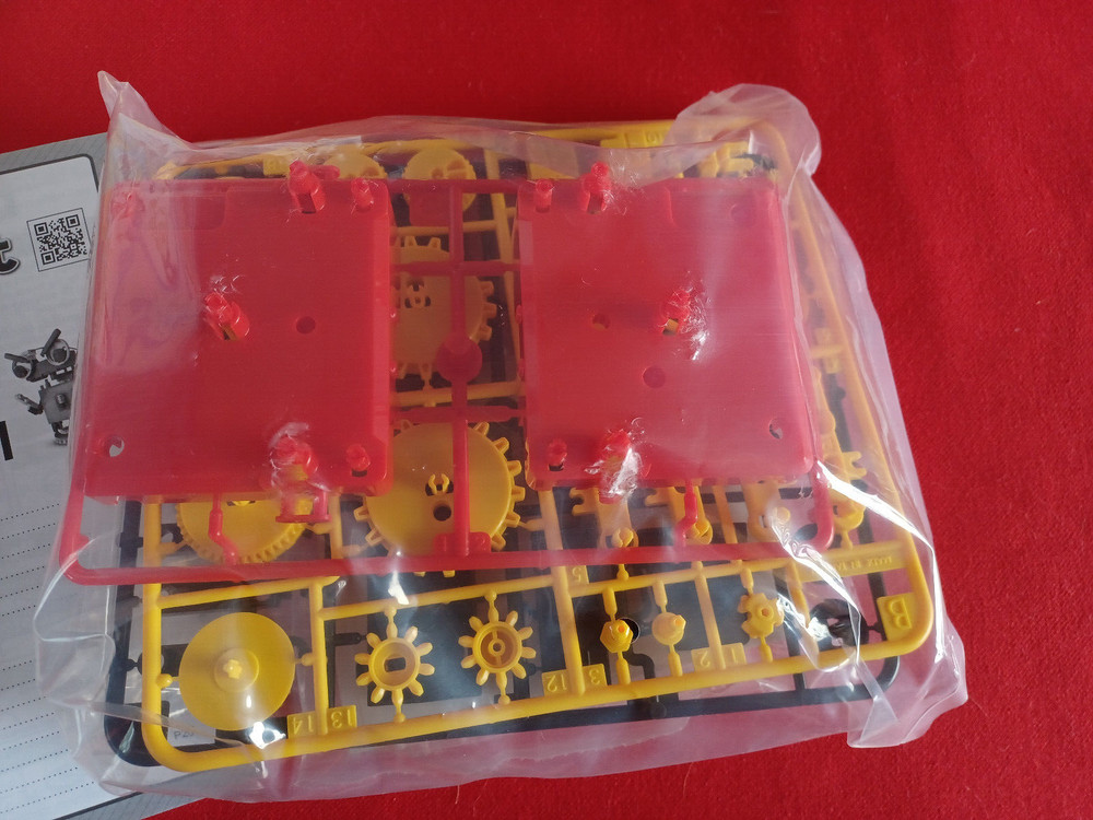 EM4 Robot RobotiKit - Educational Motorized Robot Kit