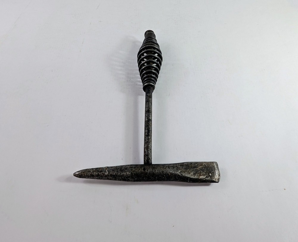 Vintage Chisel Point Chipping Hammer Welding Tool Slag Remover Blacksmith