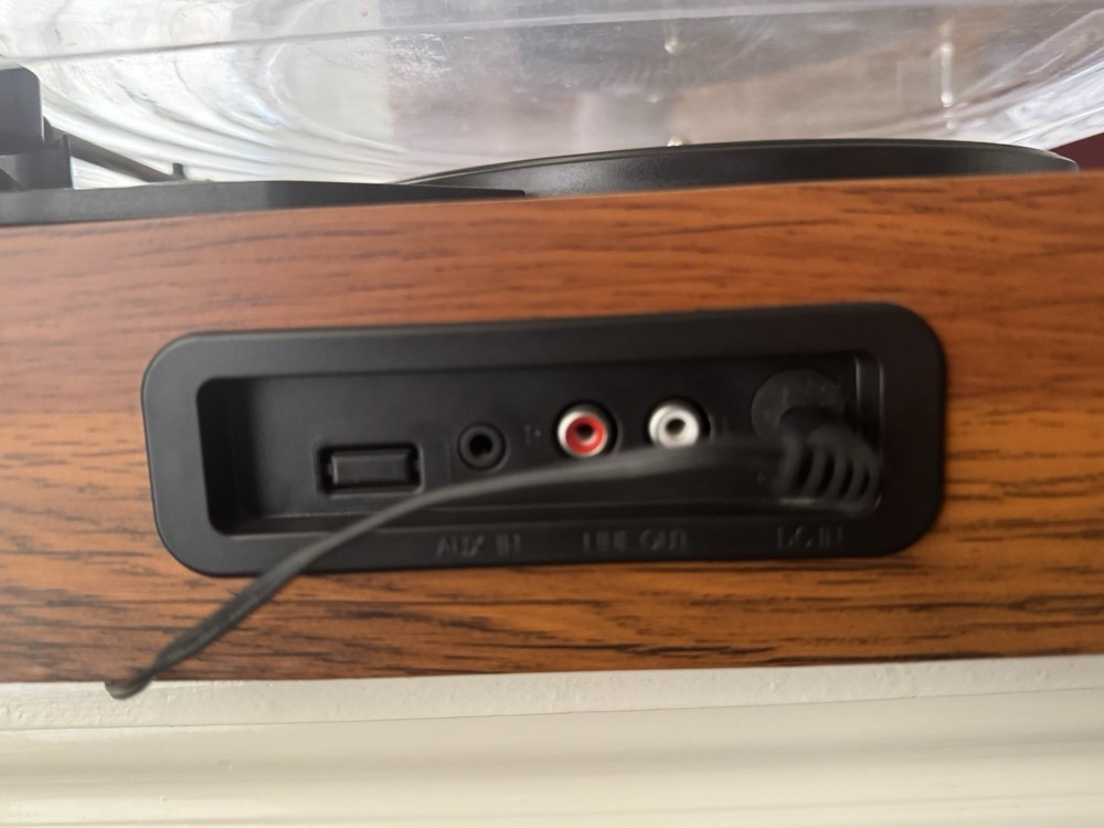 WOCKODER Vintage Style Turntable Record Player Built-In Speakers AUX