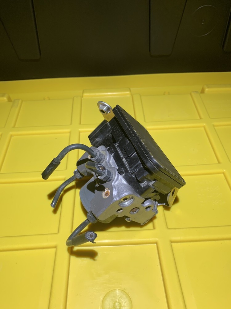 2016 Honda CBR650F ABS PUMP UNIT MODULE OEM