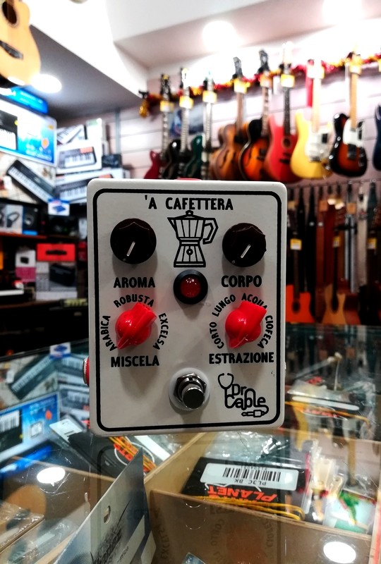 DR. CABLE 'A COFFEE MAKER PAINTED VERSION