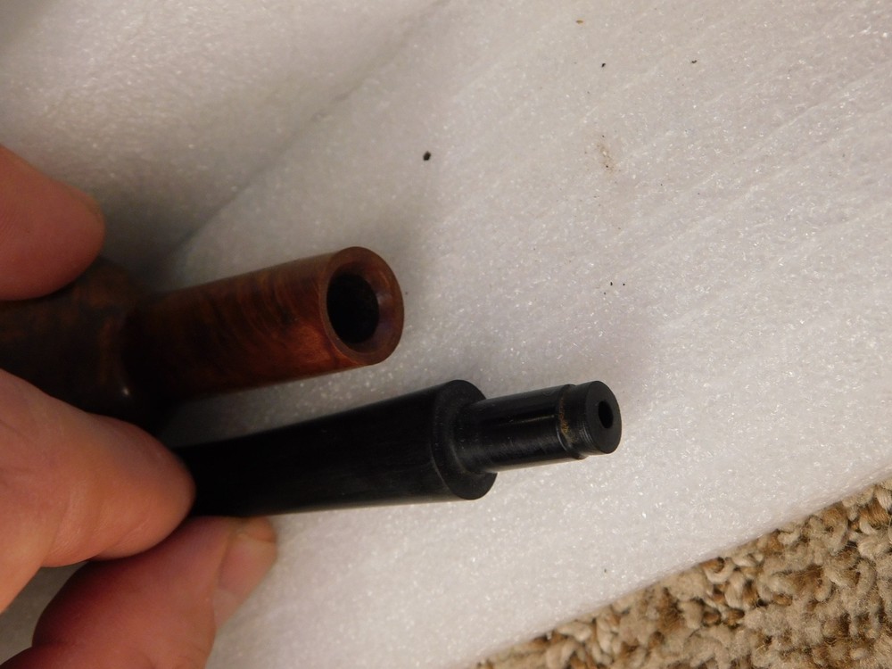 Unique Estate Cellini Corsican Briar #676 Smoking Pipe - Untested
