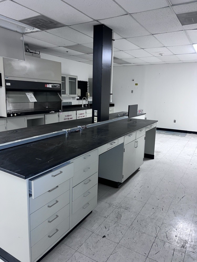 Base And Upper Metal laboratory Cabinets Casework