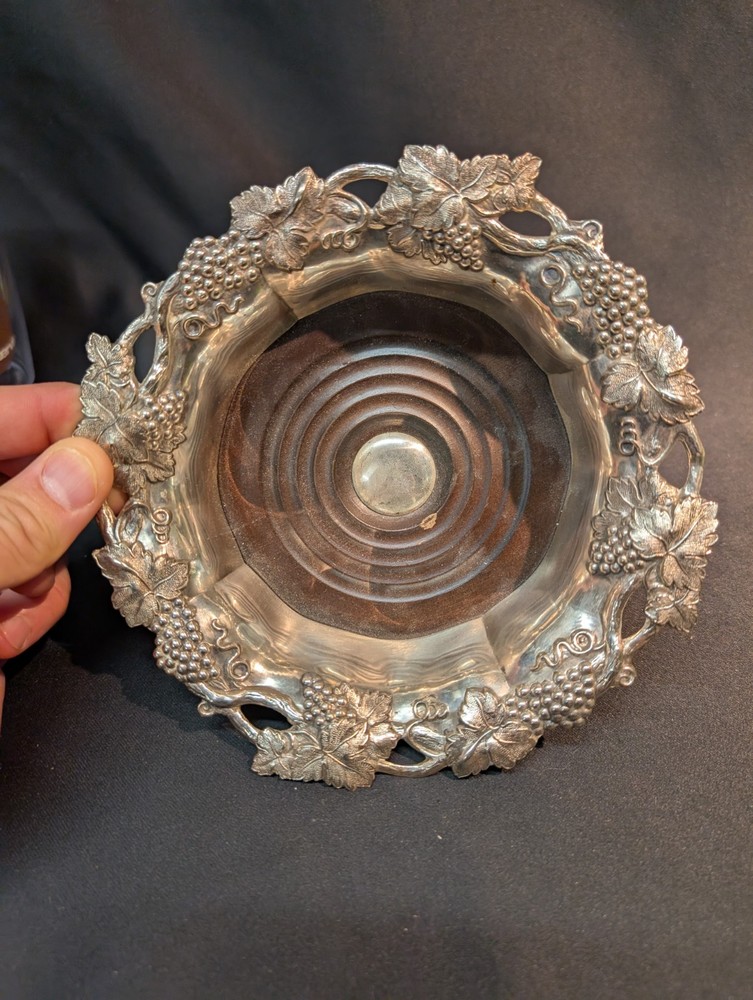 Vtg Silver Wine Bottle Holder/Barware Hallmarked Regency Design with Grapes