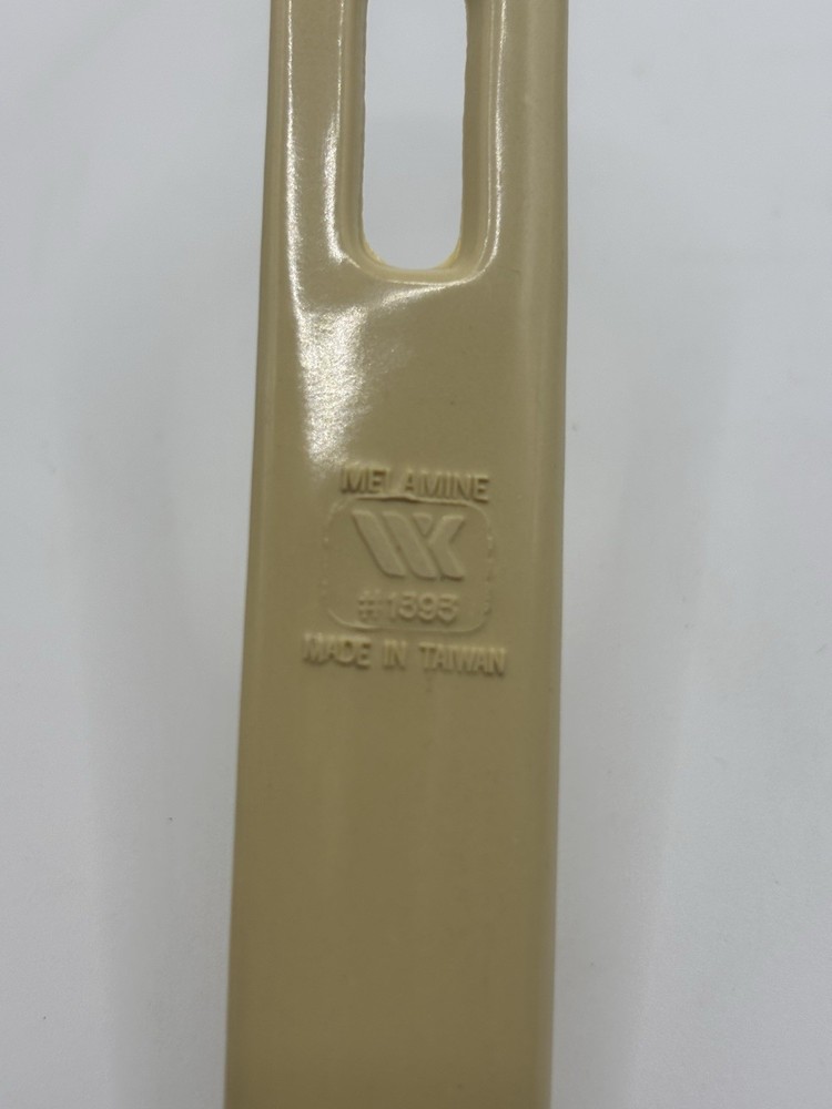 Vtg #1393 Slotted Spatula Melamine