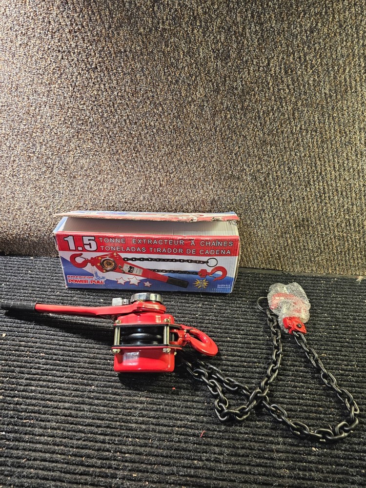 American Power Pull 1.5 Ton Chain Puller w/Thick Steel Construction. Model #615