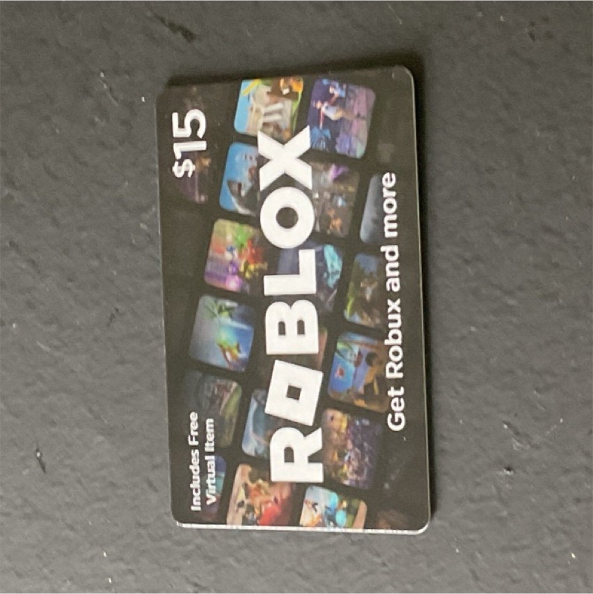 Roblox $15 Game Card for PC, Android, iOS - Includes Free Virtual Item