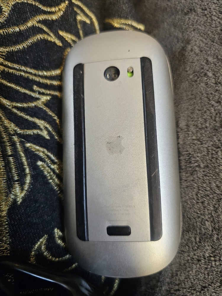 Apple Magic A1296 (V1) Wireless Mouse