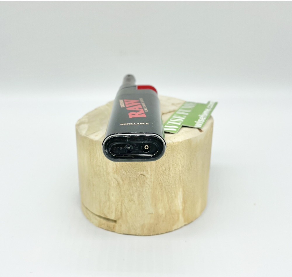 Raw Black XXL rolling Table Tray Adjustable Height + Raw Phoenix Extendo Lighter