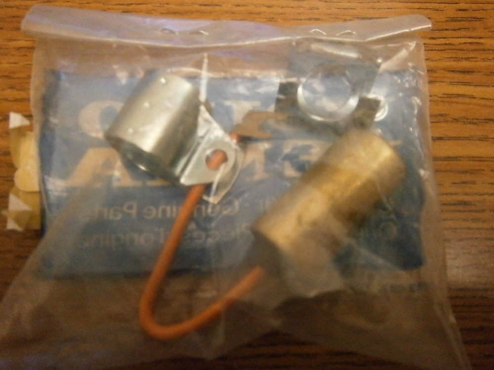 Volvo 835308 Condenser Kit NOS
