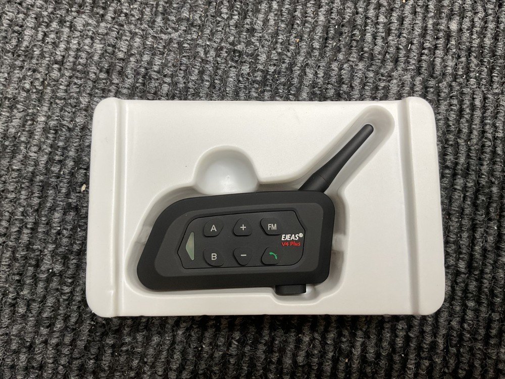 EJEAS V4 Plus Motorcycle Helmet Bluetooth Intercom Bluetooth 4-way 1500M Talk 3X
