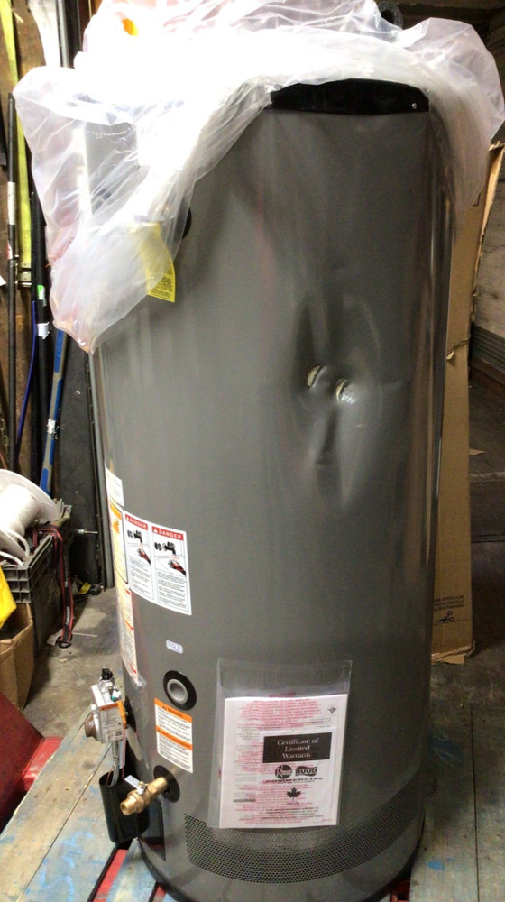 Rheem Rudd Commercial Gas Water Heater Model G75-75N-3 Natural Gas 75K New