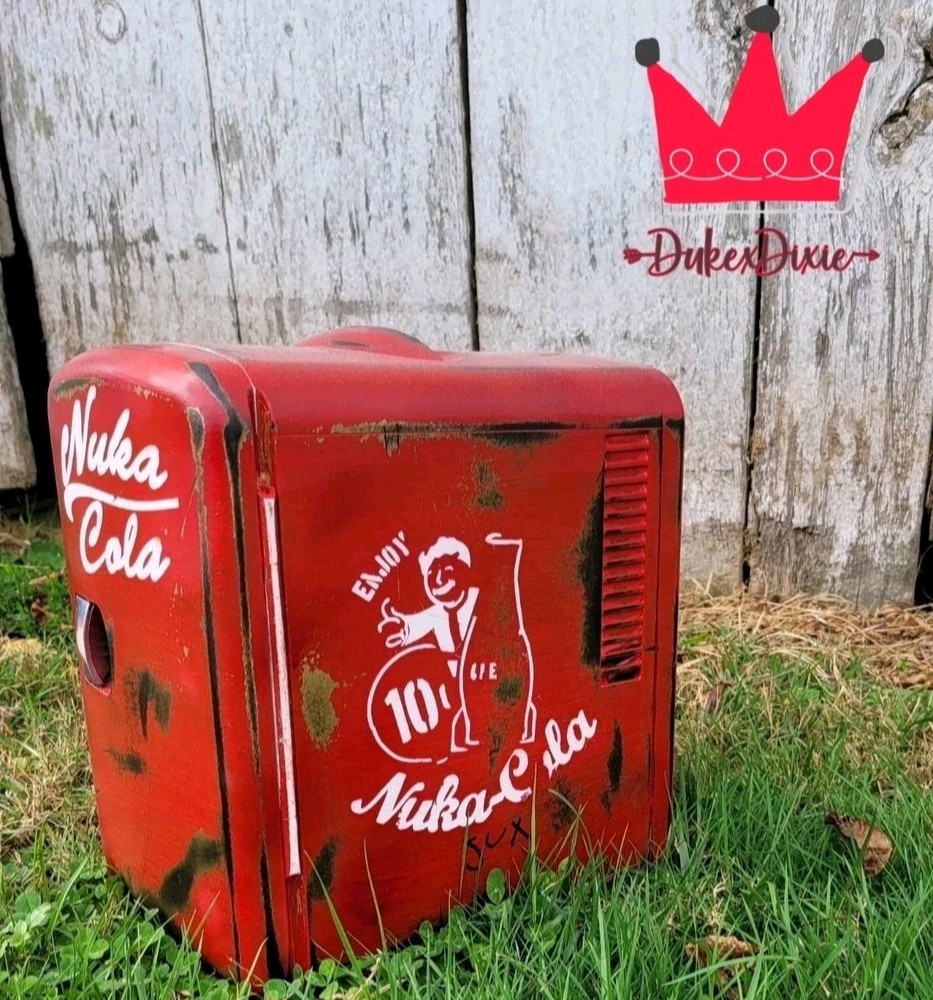 Fallout Mini Fridge Nuka Cola