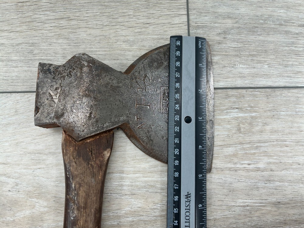 Vintage Guaranteed Plumb Broadhead Single Beveled Edge Hewing Axe Hatchet Tool