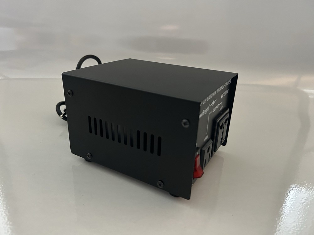 Schuco Step Up / Down Transformer by PowerBright 220/110 Volt