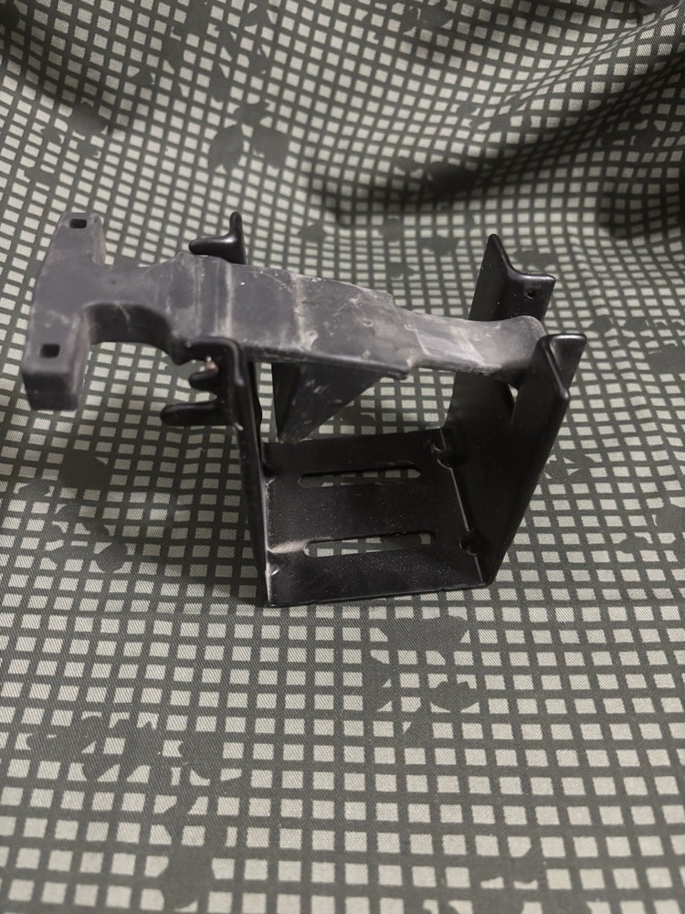 Universal Rifle Rack Bracket