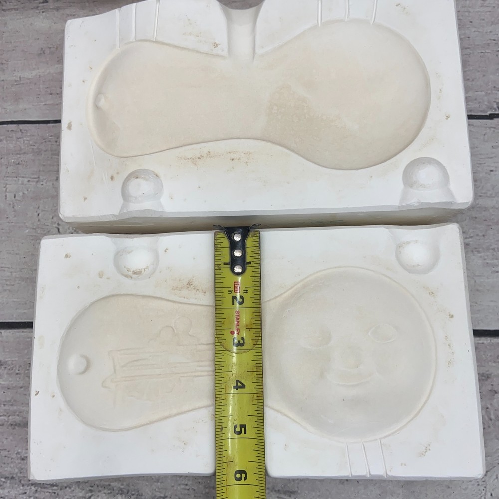 Unbranded Ceramic Casting Mold Spoon Rest - Couple & Smiley Face