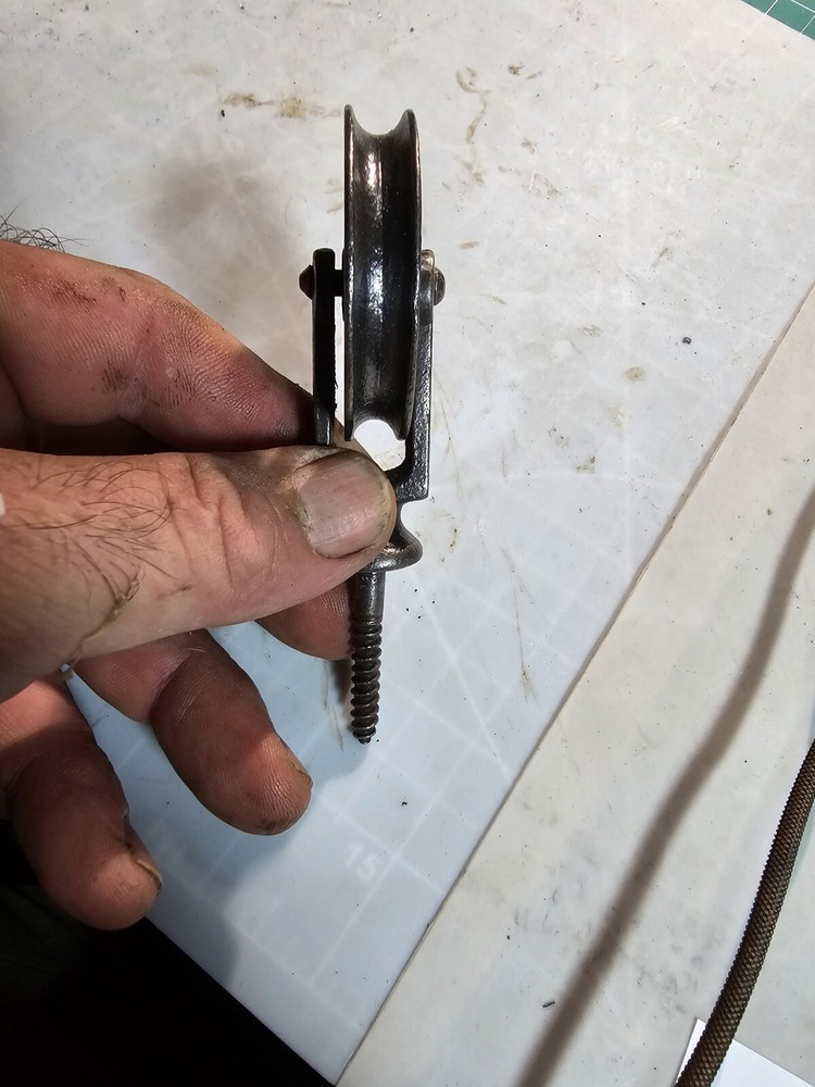 Small Vintage Pulley Control Block