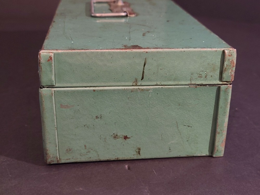 Vintage Guidemaster Drill Kit Metal Box