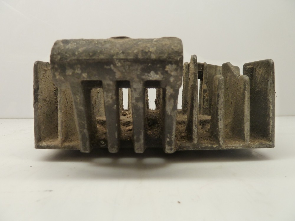 Honda MT50 Cylinder Head