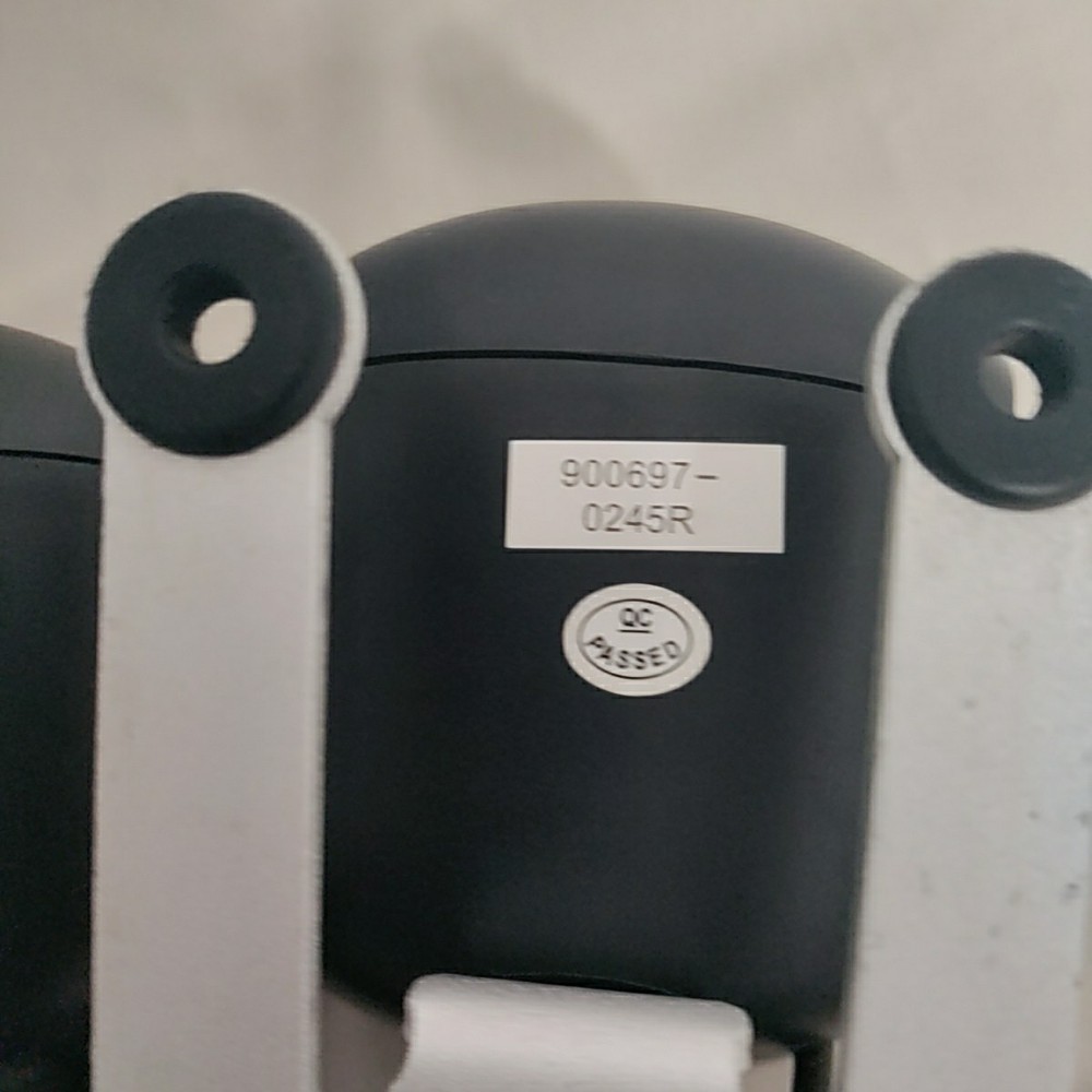 2 Logitech Z-640 Computer System Speakers Yellow & Blk Tested Read Description