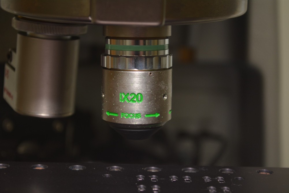 ^ Veeco Instruments Wyco NT9100 Surface Profiler #X498