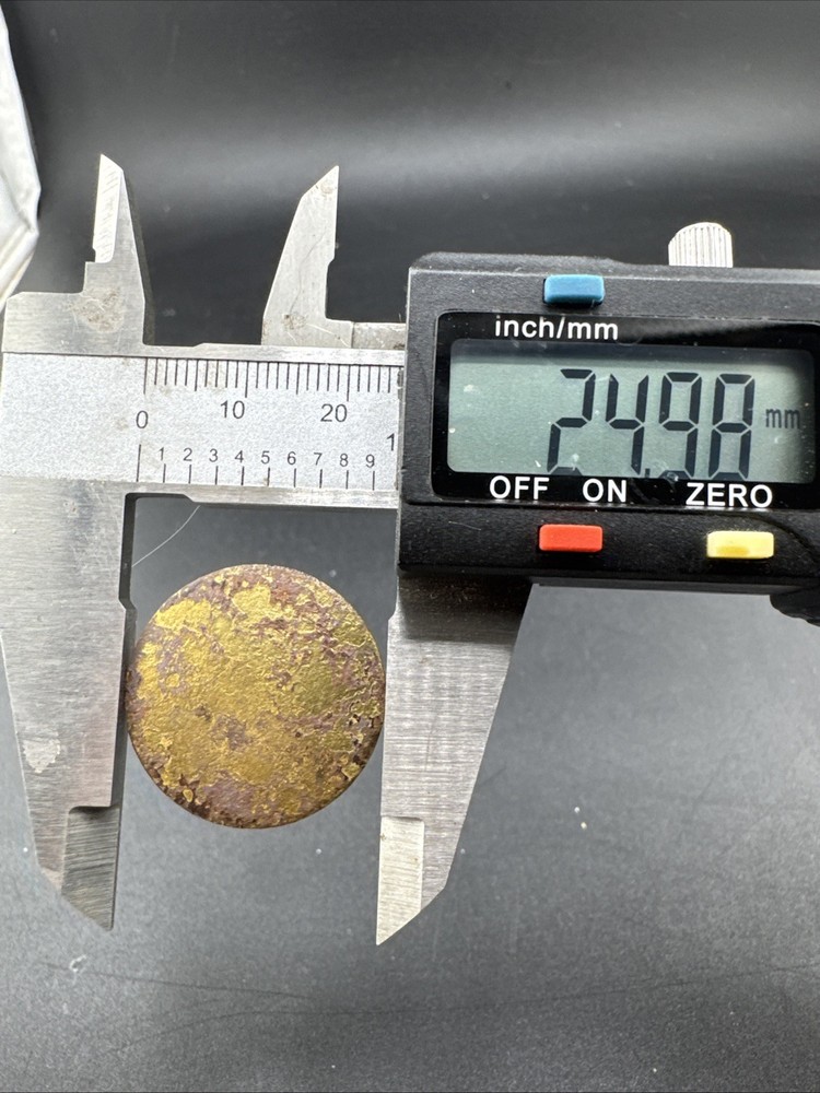 Colonial Era Button  Found In Virginia Flat Button #66