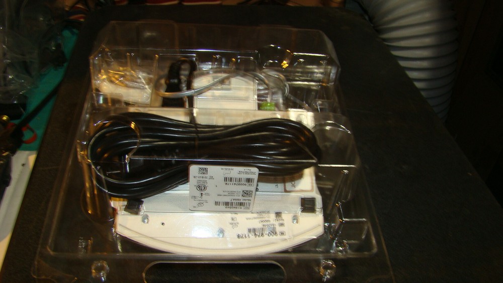 Philips Lifeline Communicator 6900AT Emergency Alert System