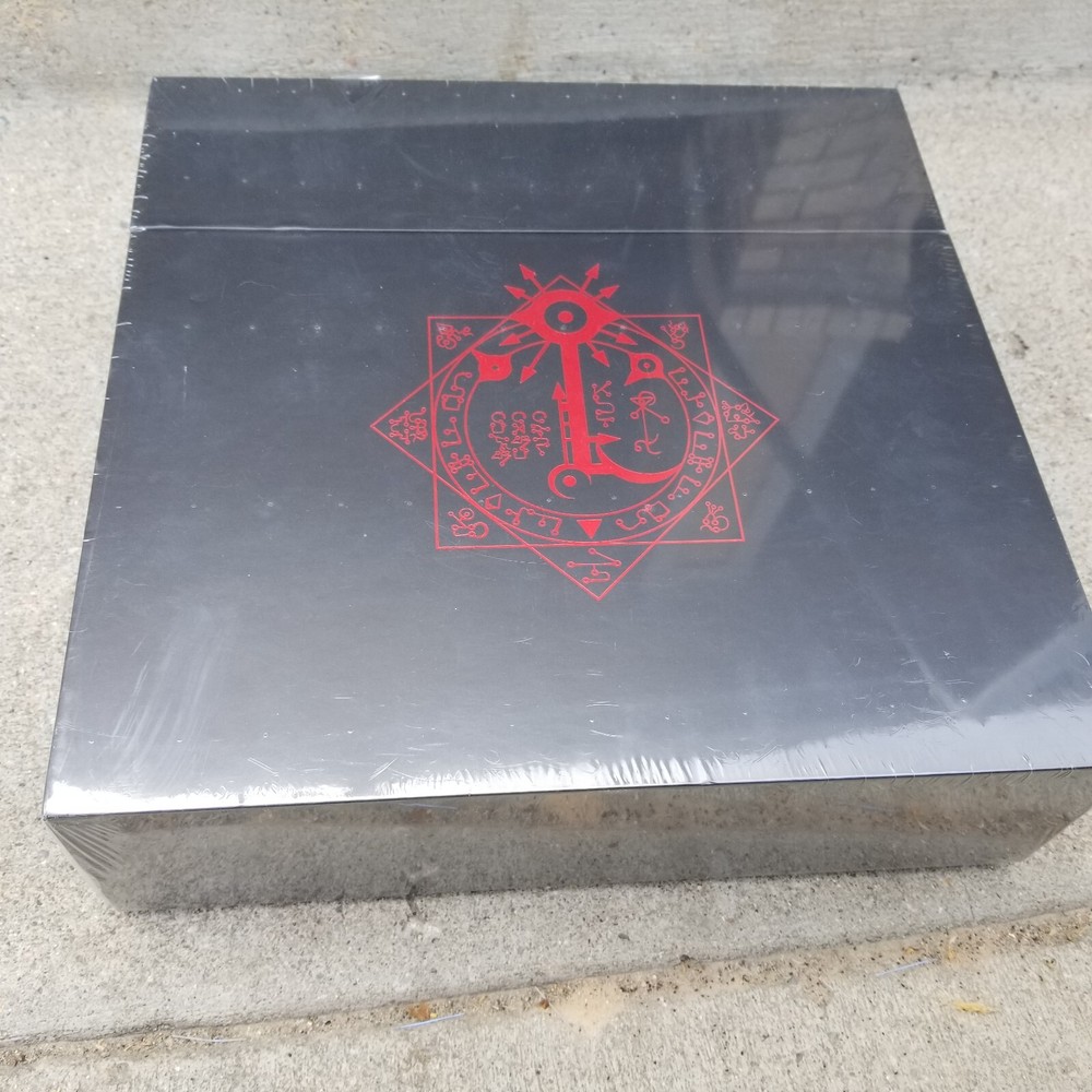 Invisible Sun - Vislae Kit RPG Monte Cook Games