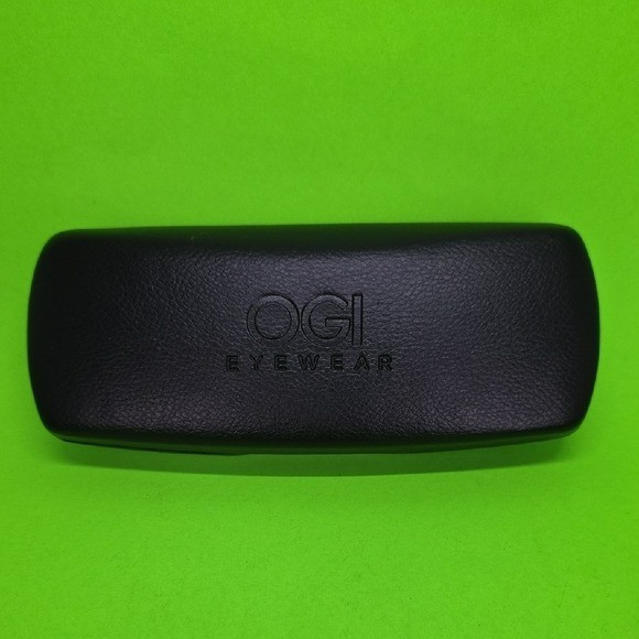 OGI Eyeglass Black Clamshell Case (Case Only)