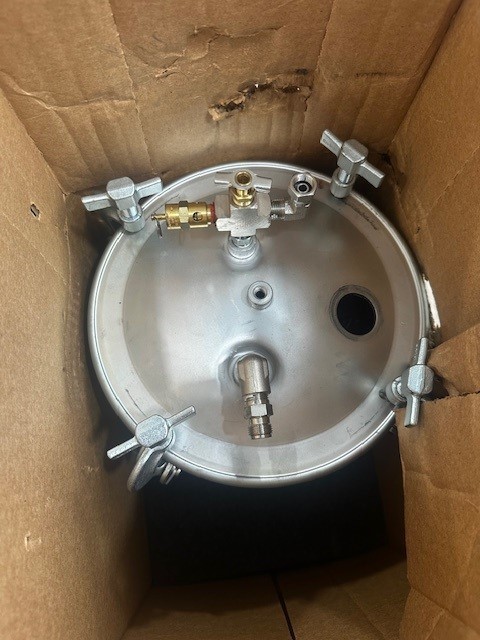 Binks 83C-211 Pressure Tank Assembly - Bottom Assembly - NEW!!!