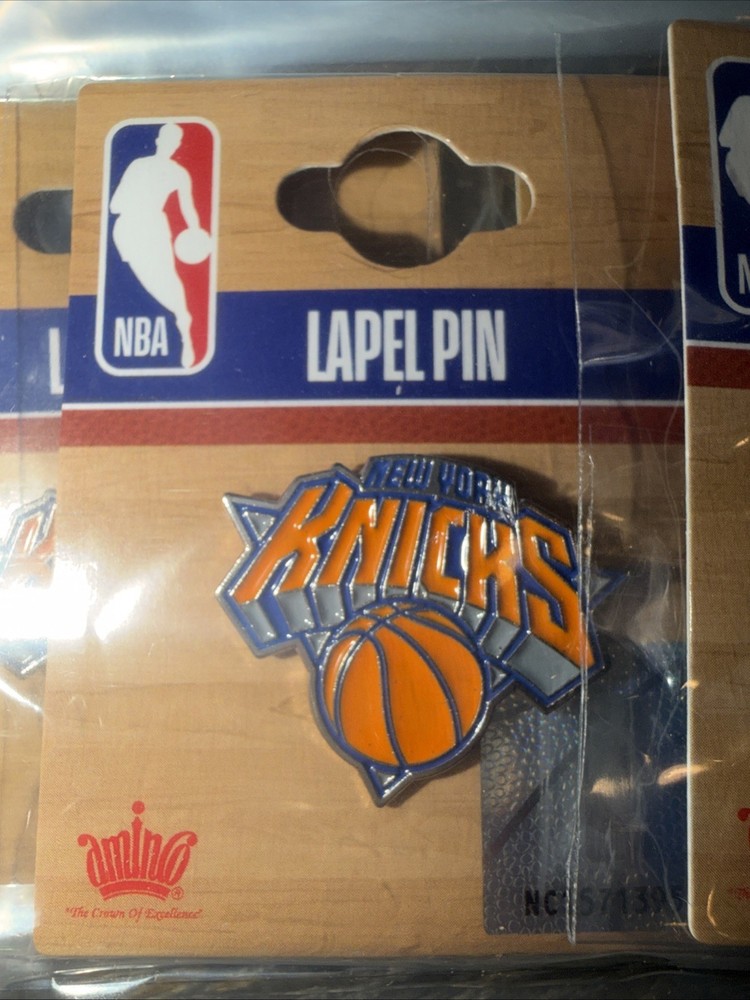 NBA New York Knicks Logo Pin