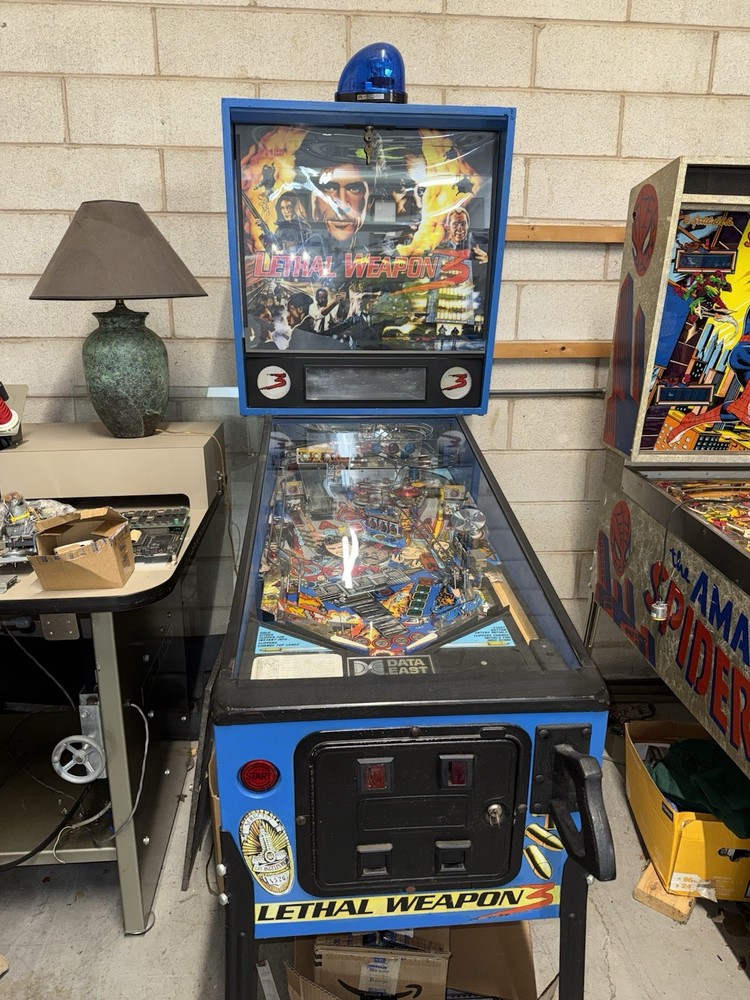 Lethal Weapon 3 1992 DATA EAST Pinball Machine GREAT Condition