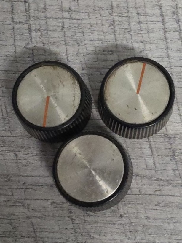 Viking Messenger Knob Set