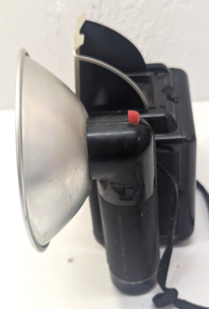 Argus Super Seventy-Five, with original strap, flash attachment and leather case