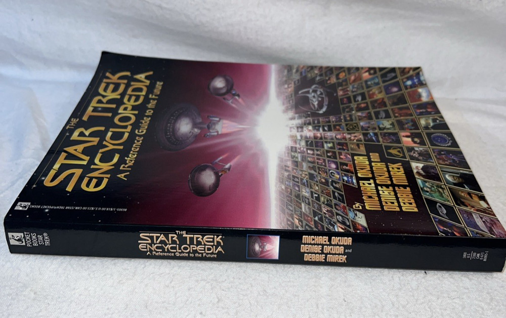 Star Trek encyclopedia; 1994 (excellent condion!) First edition; Rare!