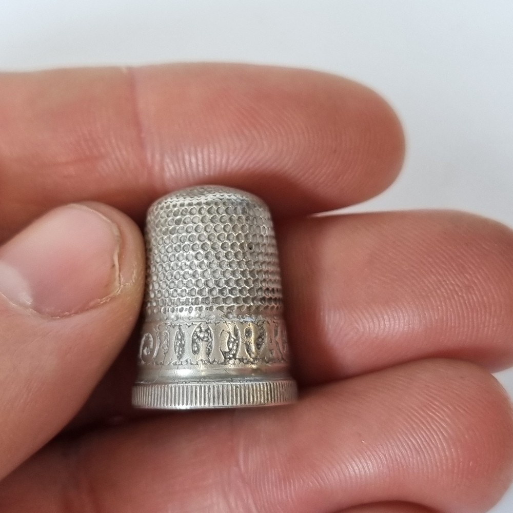 Vintage Solid Silver Thimble "Ilfracombe" Hallmarks Rubbed