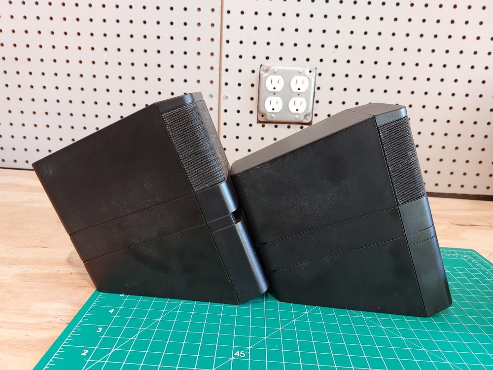 Bose MediaMate Computer Speaker Pair W AC Adapter Tested & Works