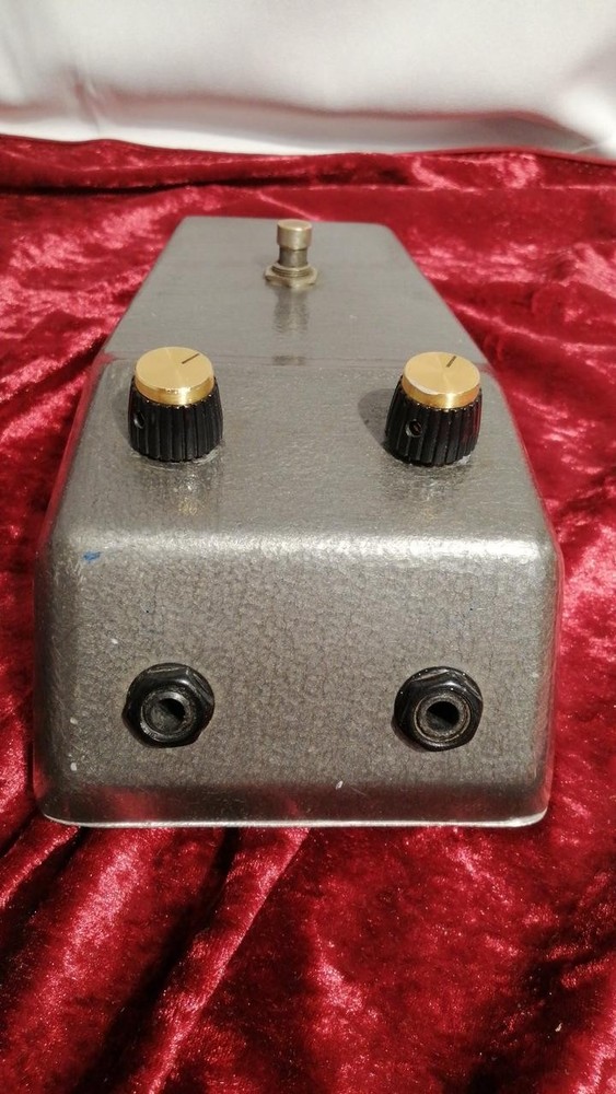 MARSHALL Supa Fuzz Effects Pedal